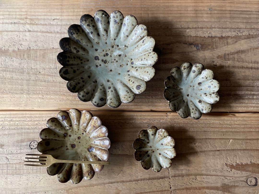 石川裕信　お皿4点　15㎝11㎝8.5㎝6.5㎝