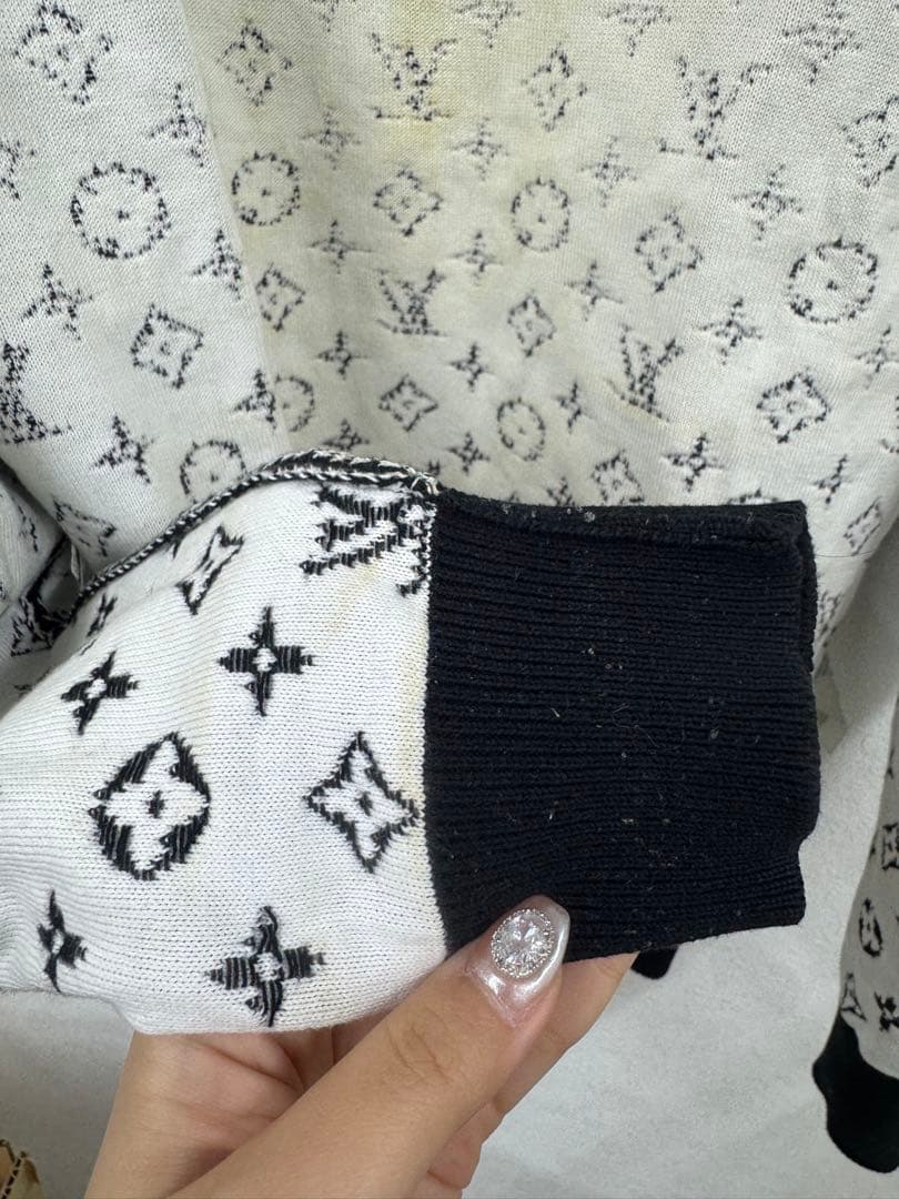 Louis Vuitton セーター