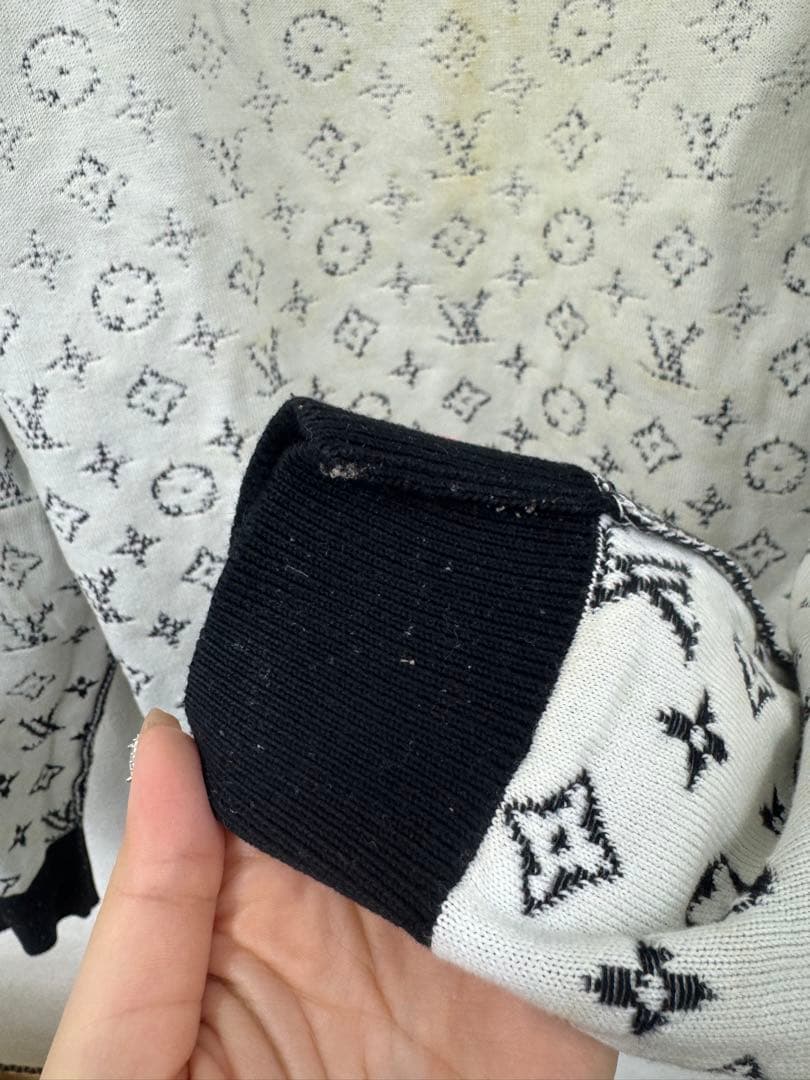 Louis Vuitton セーター