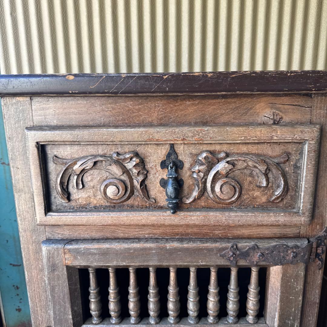 NAVARRO ARGUDO スペイン製　チェスト　キャビネット　アンティーク