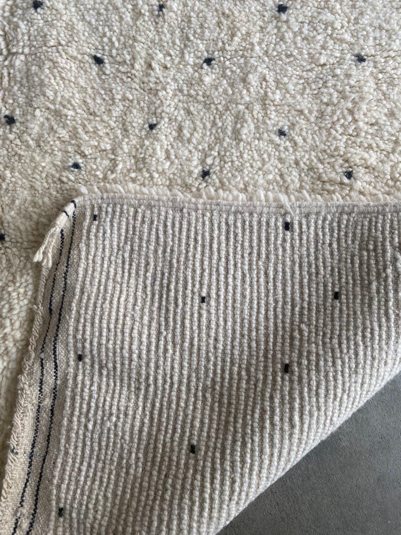 【人気のドット柄】モロッコ製 ベニワレン ラグ