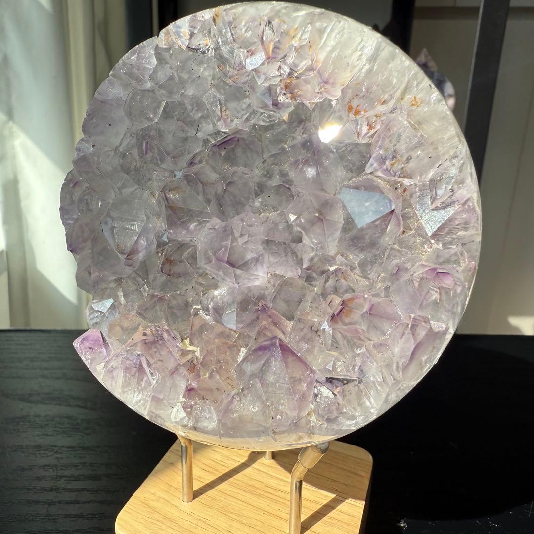 天然石タイチンルチルクォーツ共生アメジストの笑い口　置物　NO.100911