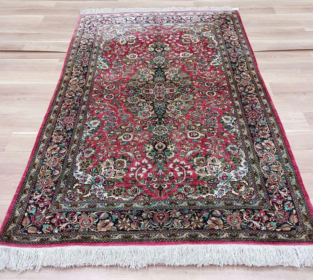 Y3009 ペルシャ絨毯 クム産 シルク100% 手織り81万ノット