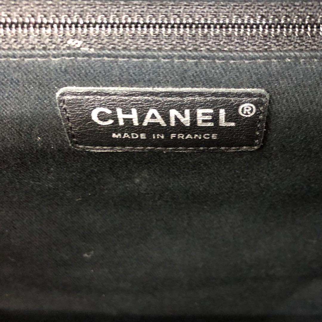 CHANEL ココマーク パテントレザー クラッチバッグ 17番台