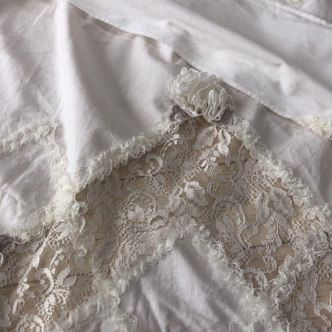 ヒスクローネ　エプロン