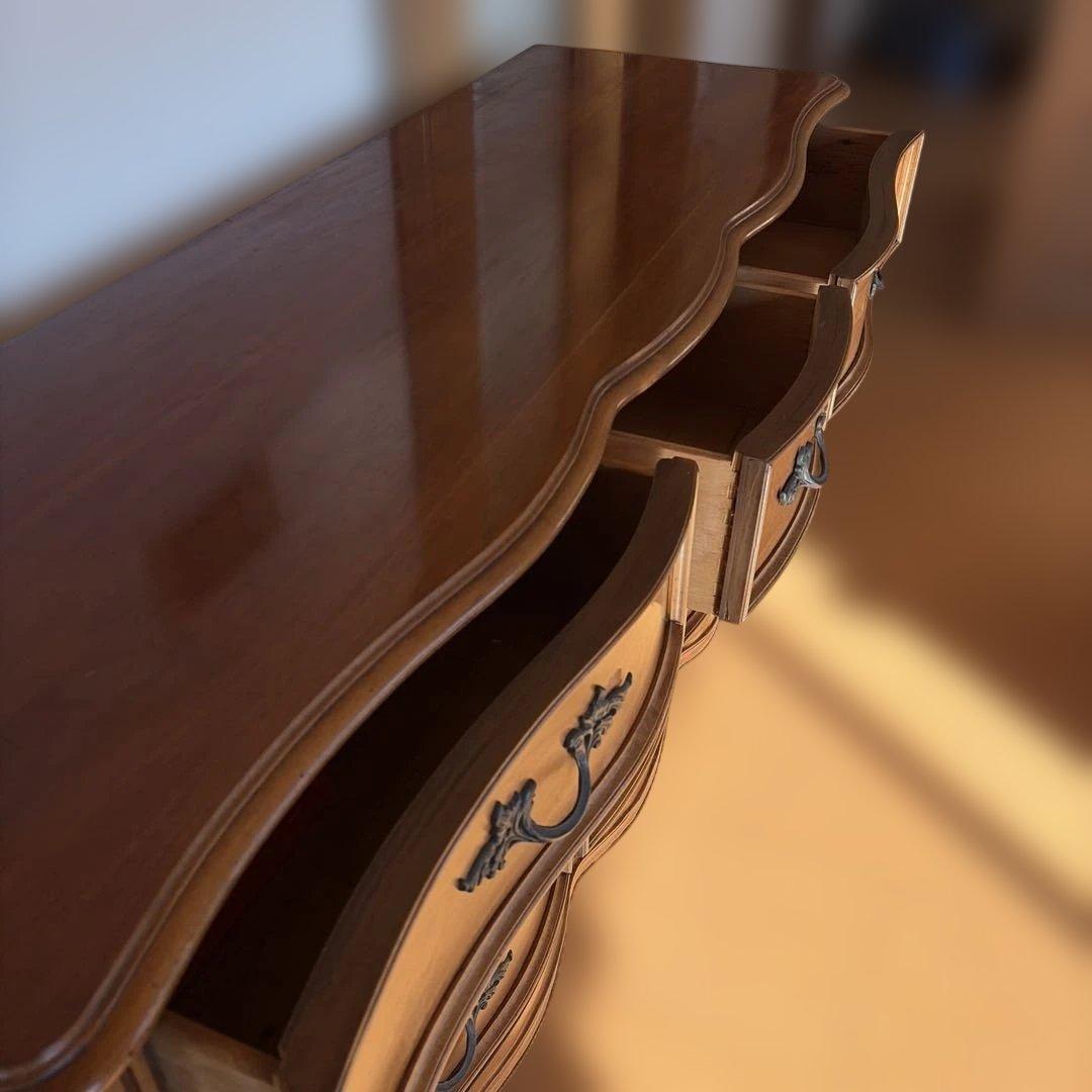 アメリカヴィンテージ　ディキシー(Dixie) 猫脚サイドボード