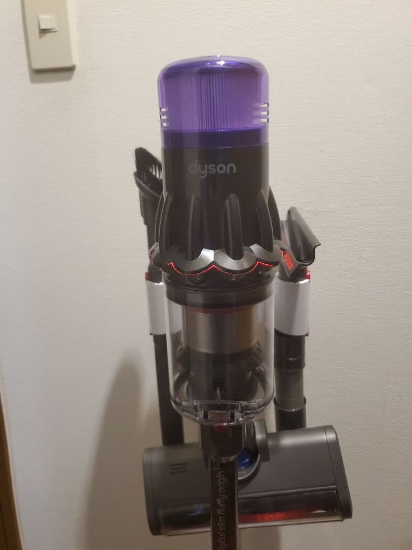 Dyson SV18 分解清掃動作確認済　かなり美品です