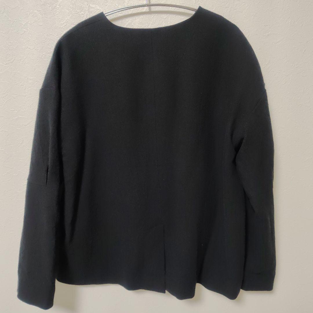 マガリ　ノーカラージャケット