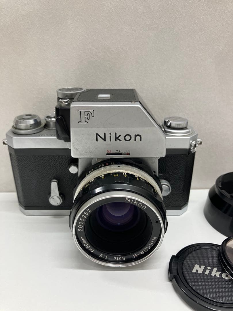 Nikon F 一眼レフカメラ Nikkor 50mmレンズ付き　【A566】