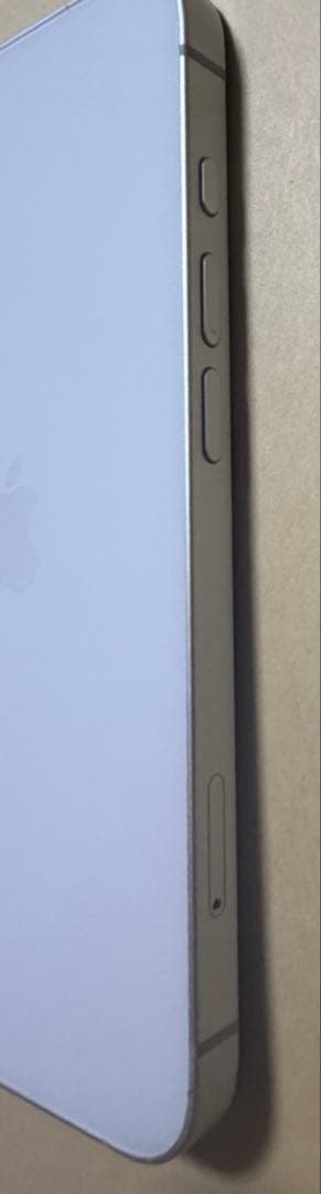 Apple iPhone16e 128GB ホワイト本体