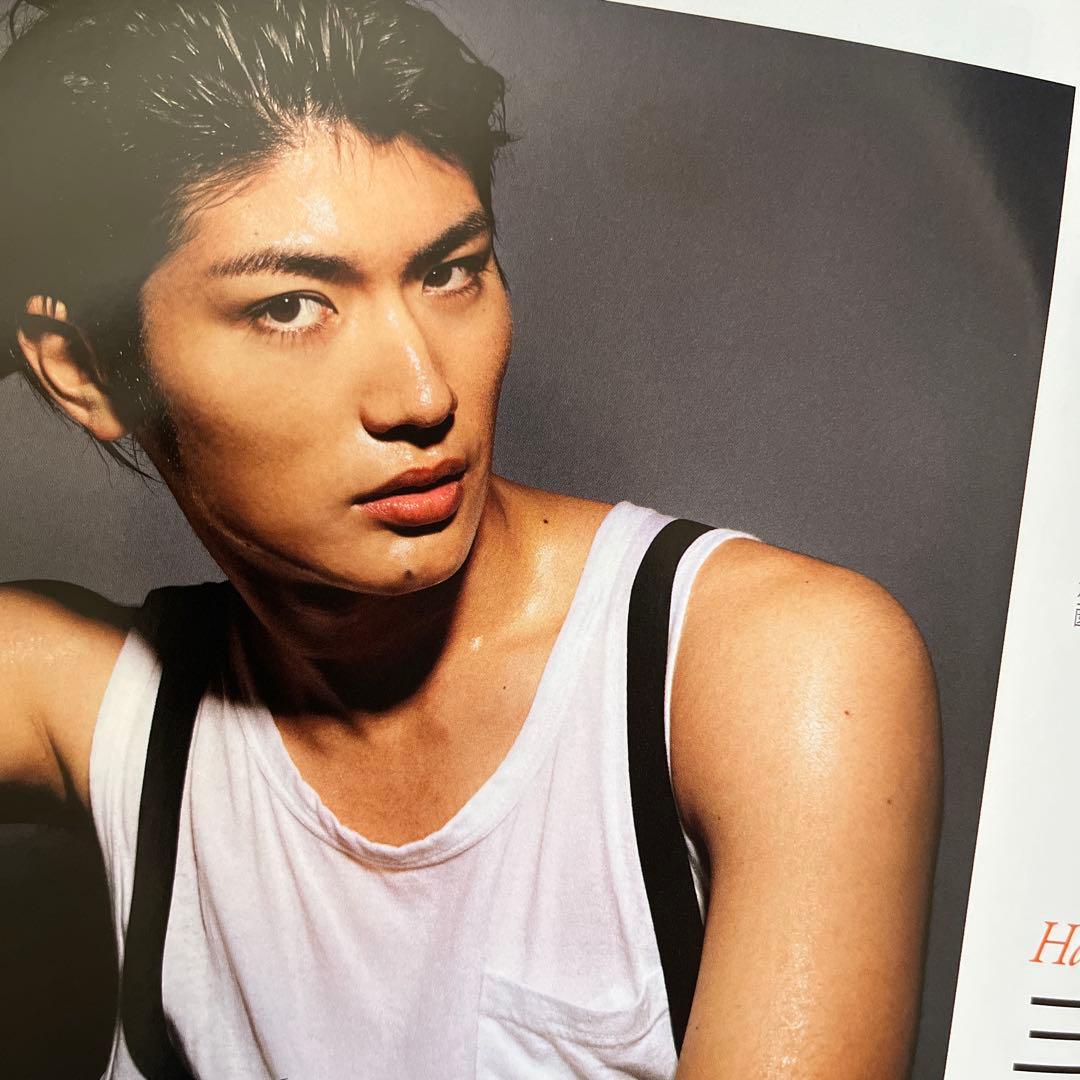 【超貴重】三浦春馬さん掲載雑誌　VOGUE