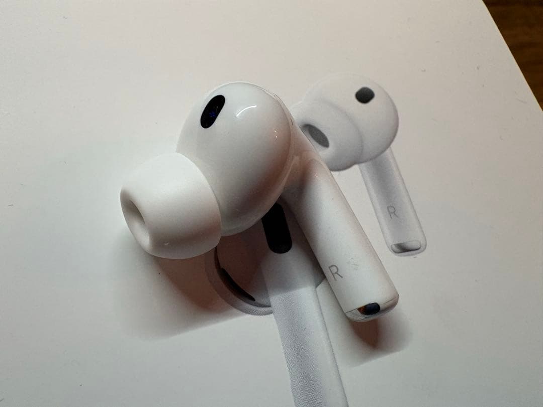 AirPods Pro3 ホワイト 右耳➕充電ケース付き