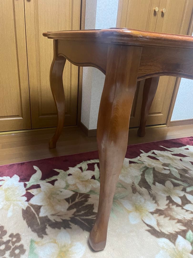 アンティーク　猫足　ダイニングテーブル　クラシック木製正方形テーブル