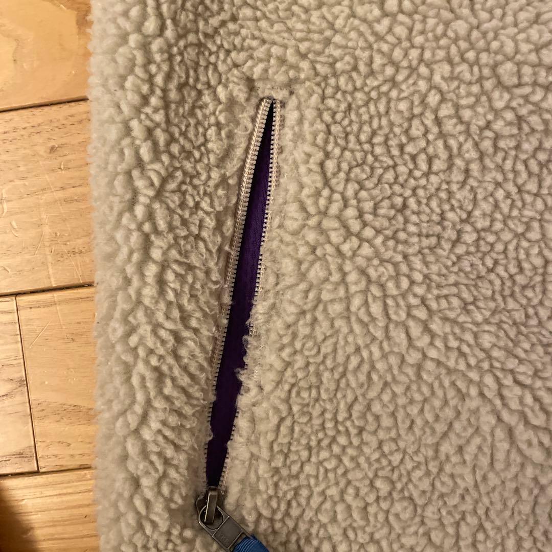 patagonia フリースベスト Mサイズ クリーム/パープル