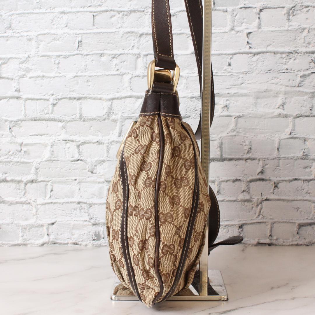 GUCCI グッチ ショルダーバッグ アビー GGキャンバス 斜めがけ GG柄