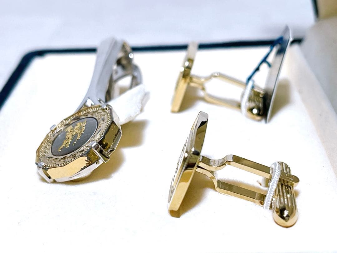 【未使用】Burberry SILVER925 騎士 ネクタイピン カフス