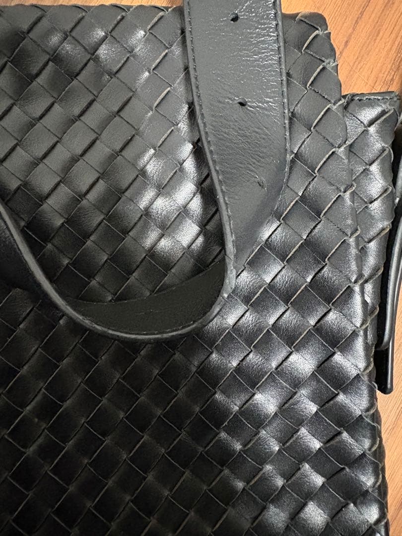BOTTEGA VENETA ブラックショルダーバッグ