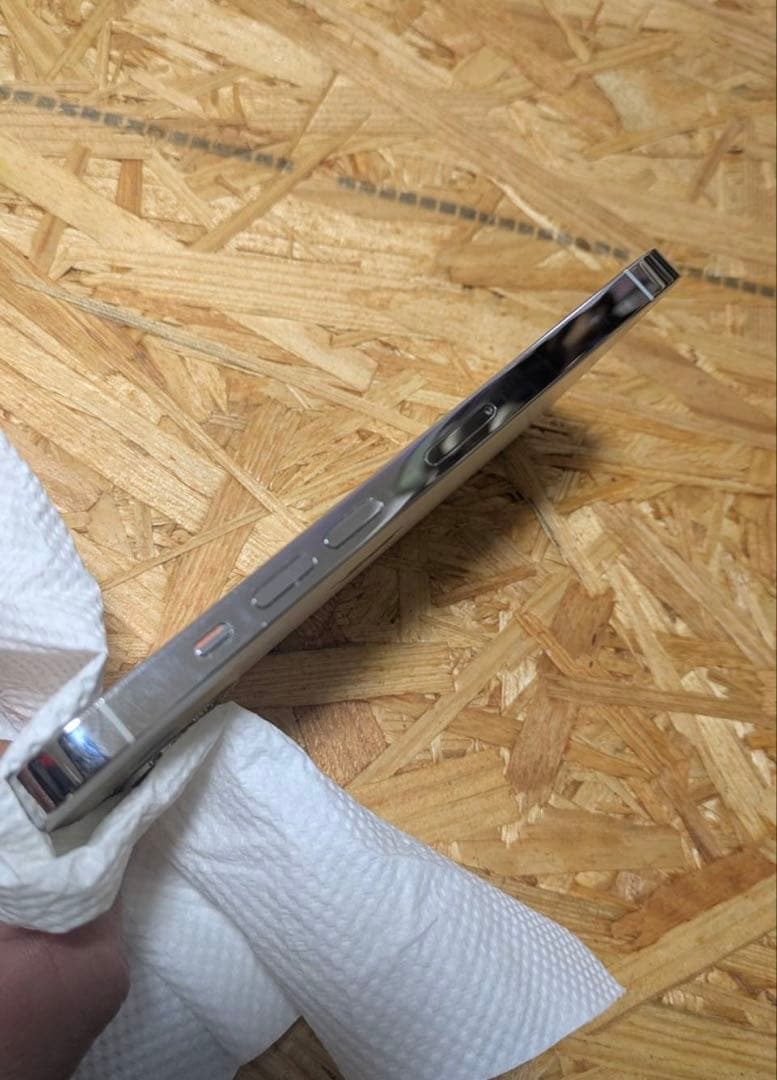 と*も様 ［美品］iPhone 13PRO 本体のみ バッテリー76%