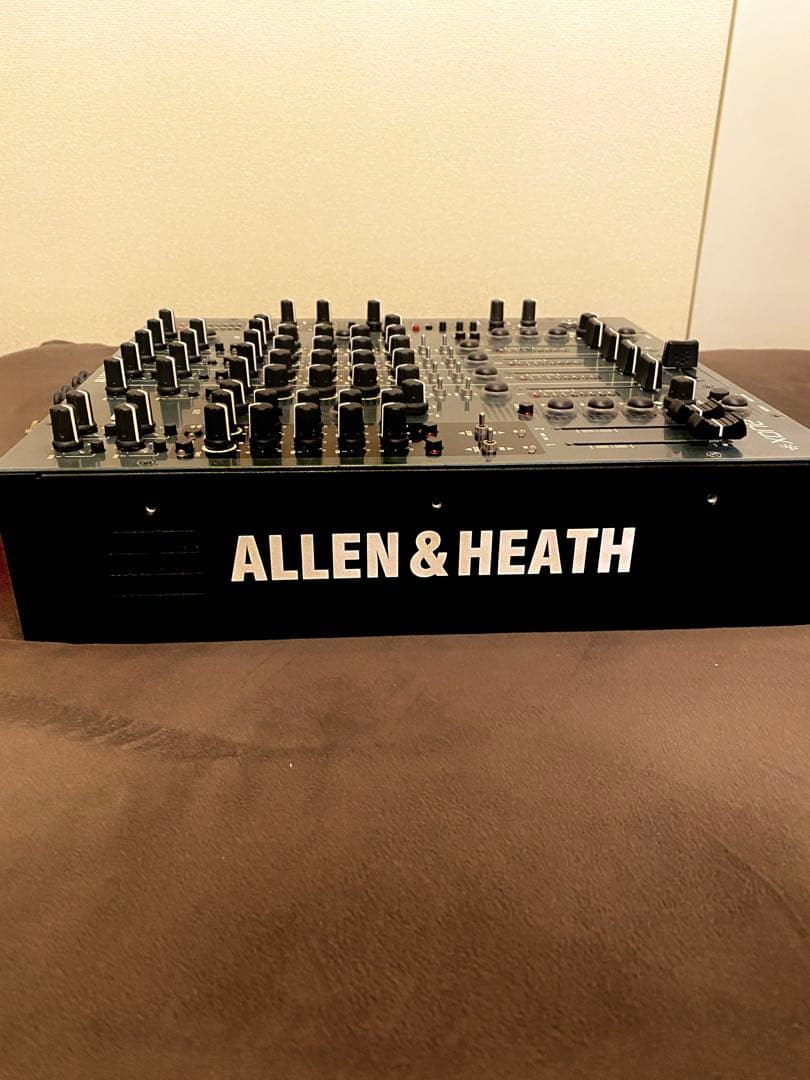 SSS Allen & Heath Xone:92 DJミキサー