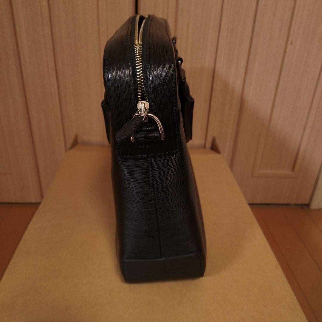 ペッレモルビダ キャピターノ ブリーフケース ビジネスバッグ