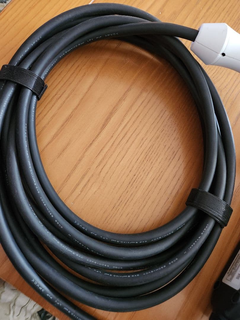 ★送料無料★三菱純正 充電ケーブル 200V アウトランダーPHEV EKクロス