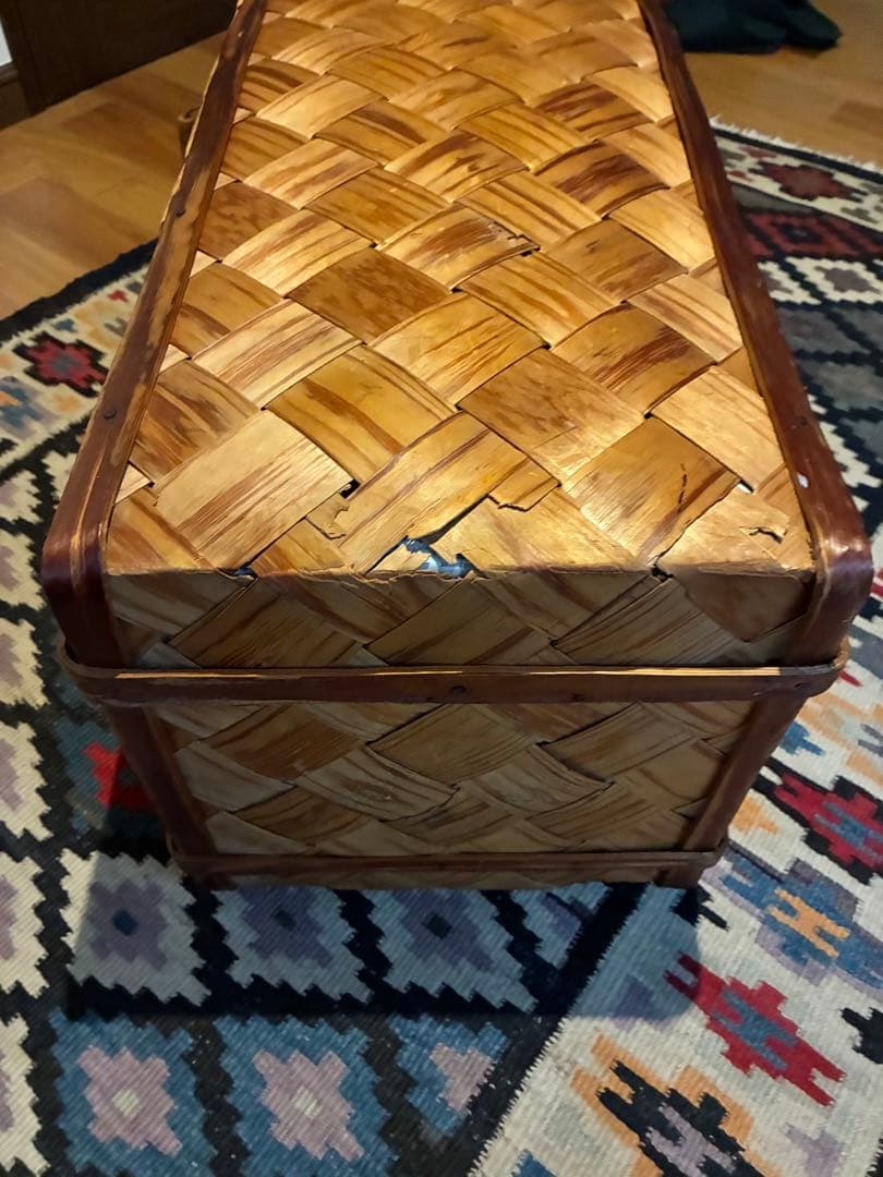 スポーンコリ縦長バスケット 蓋付き アンティーク