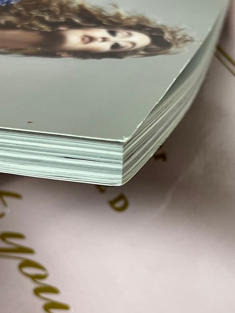 女性情報誌 CR FASHION BOOK Spring / Summer 2016