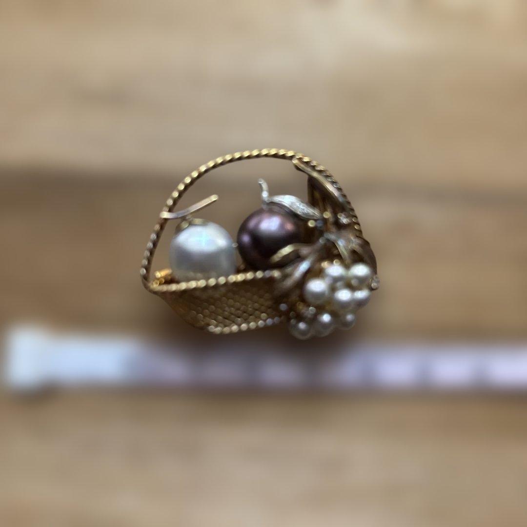 バスケット型パールブローチ