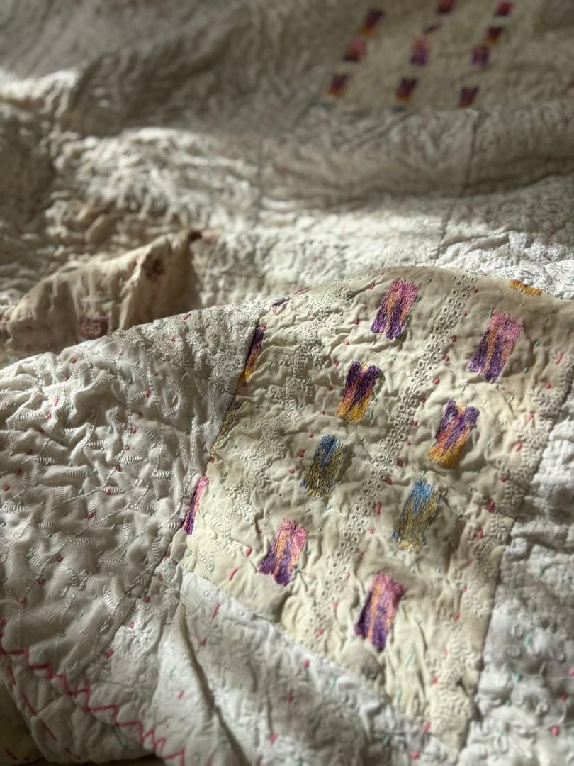 【稀少カラー】大判ラリーキルト　インド刺繍　カンタ　ヴィンテージ　パッチワーク