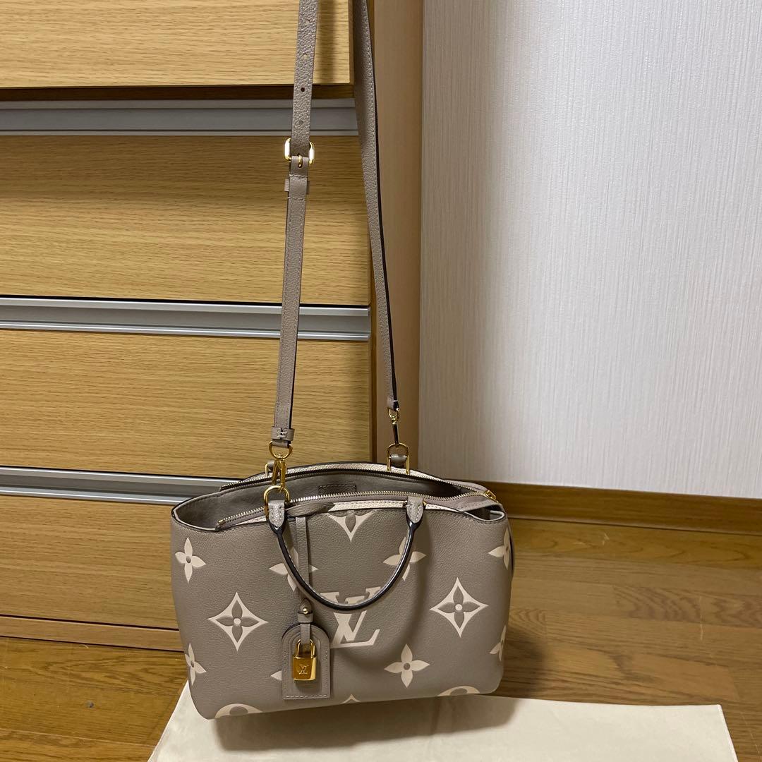 ２／８迄の出品です　正規品　ルイヴィトン　プティ・パレＰＭです