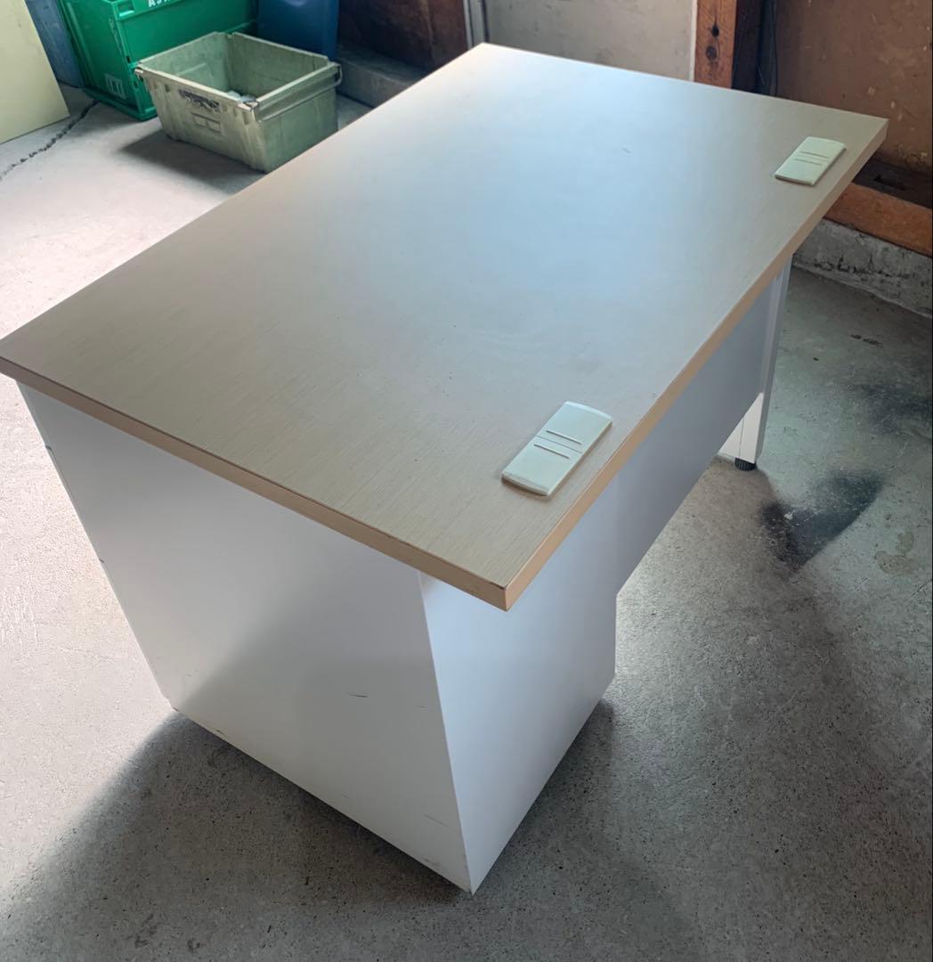 事務机 スチール製 片袖 鍵無し 引取限定