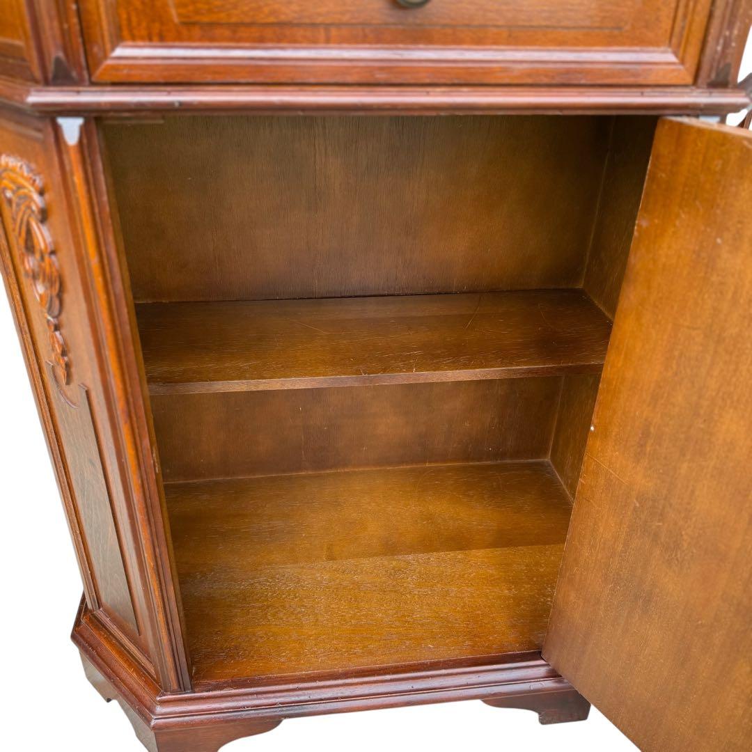 HR853 【彫刻が素敵】イタリア　象嵌細工　シャビーシック　キャビネット