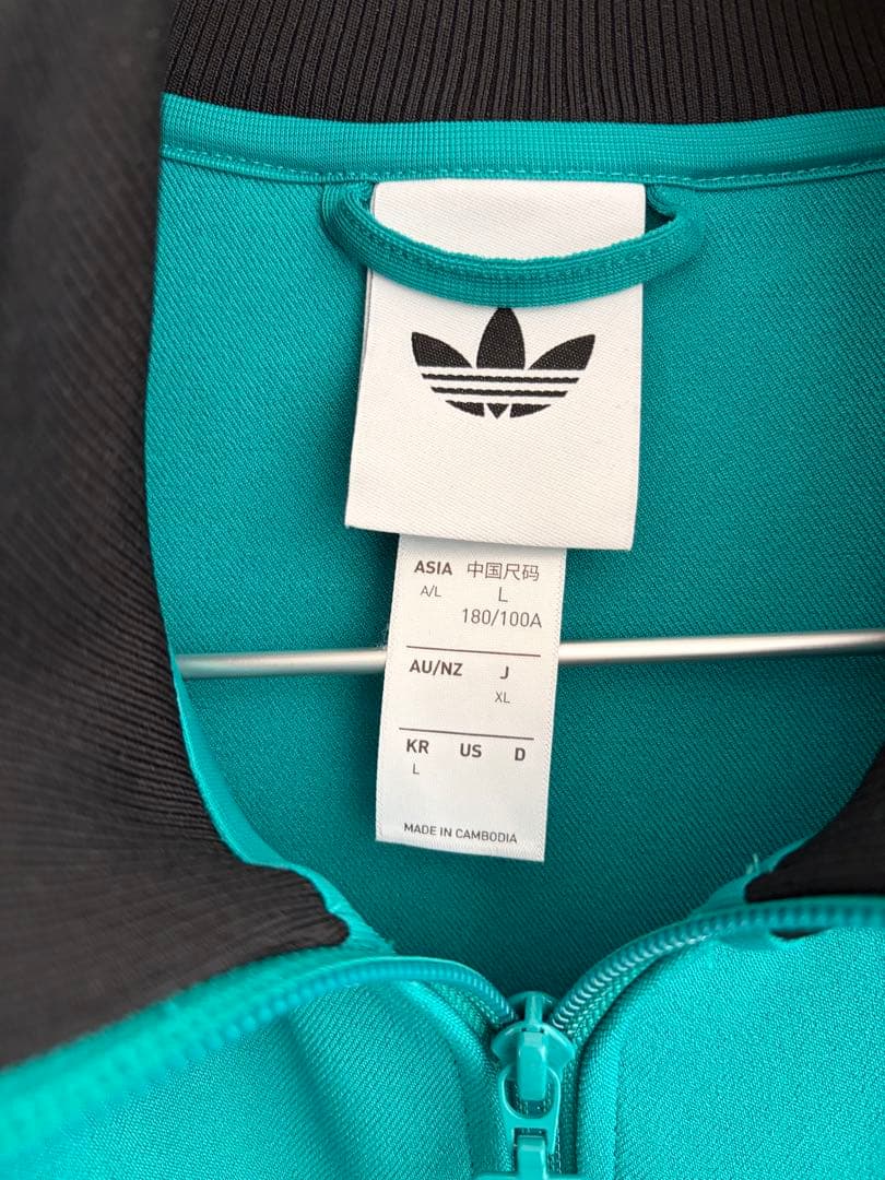 リバプールFC テラスアイコン トラックトップ　XL ジャージ　アディダス