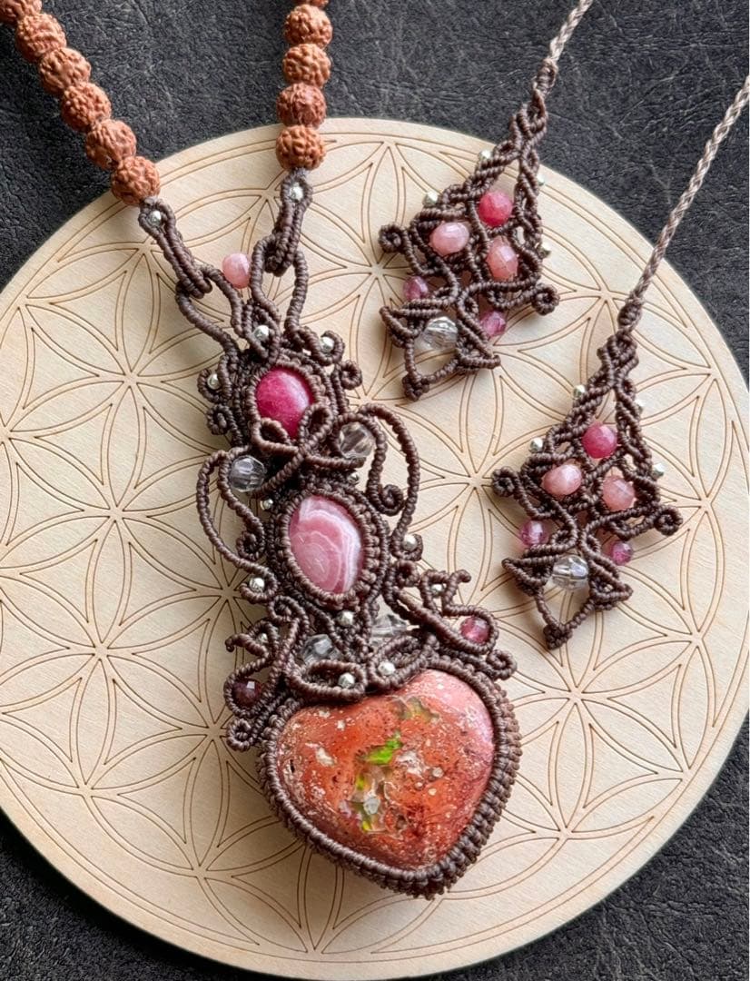 専用ぺージ♡カンテラオパール＆インカローズ＆インペリアルロードナイトのネックレス