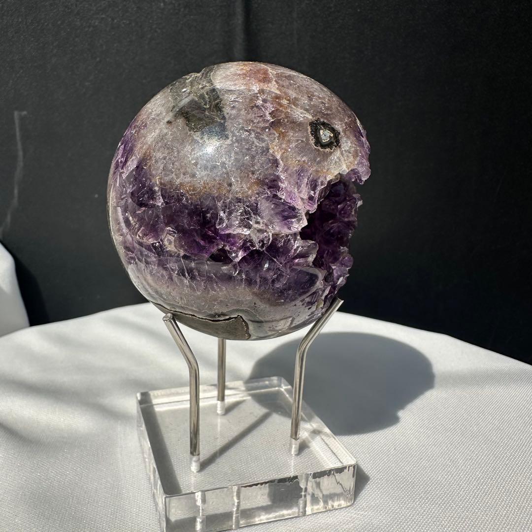 天然石アメジストの笑い口　置物　スフィアD.156
