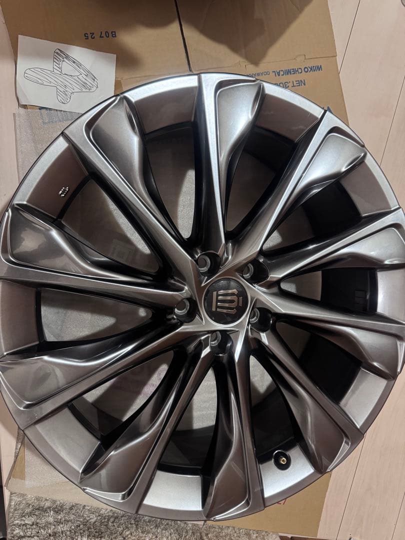 クロスオーバーＧアドバンスレザーパッケージ21インチホイール4本セット