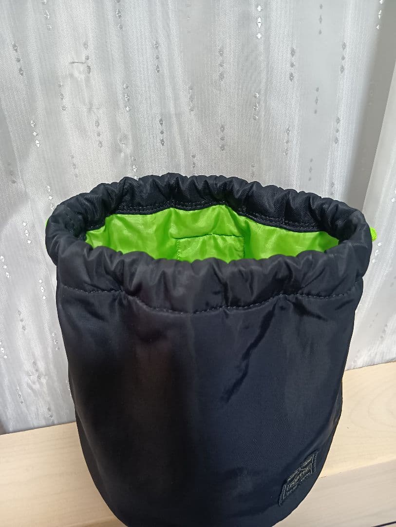 PORTER★TANKER★巾着バッグ★巾着ポーチ★ブラック☓ライムグリーン良品