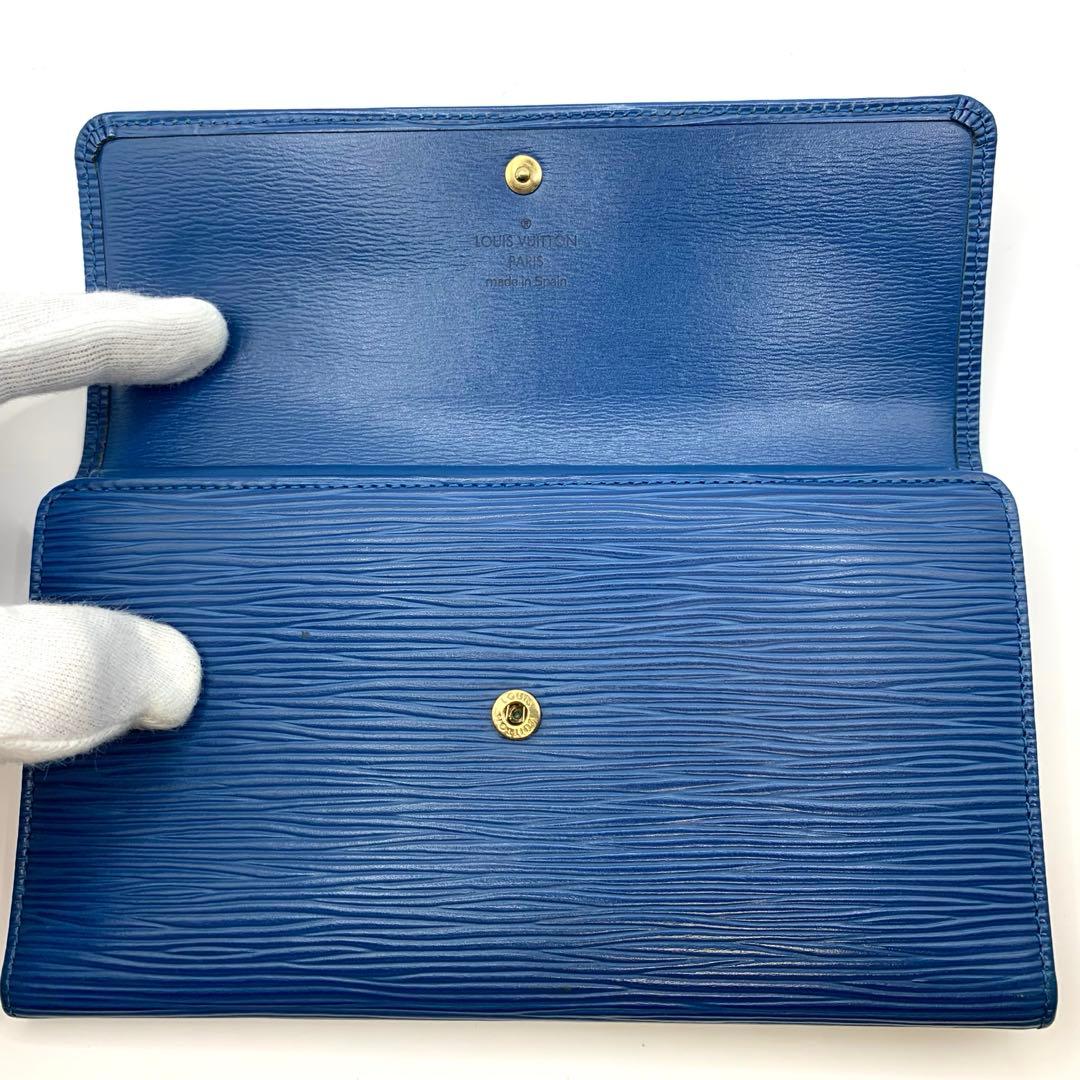 ルイヴィトン 長財布 インターナショナル エピ 三つ折り財布 ブルー 青 レザー