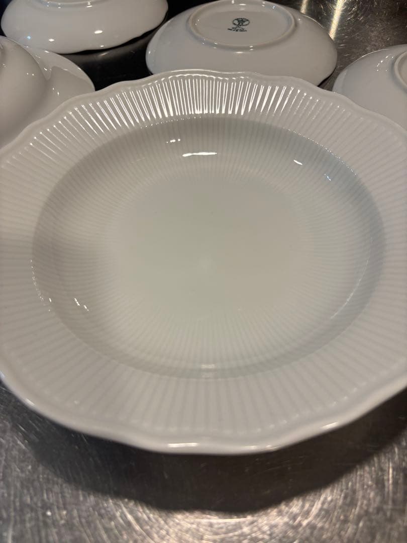 破格！　チェコ　オリジナルボヘミア　2サイズ 計7枚セット　高級磁器　プレート