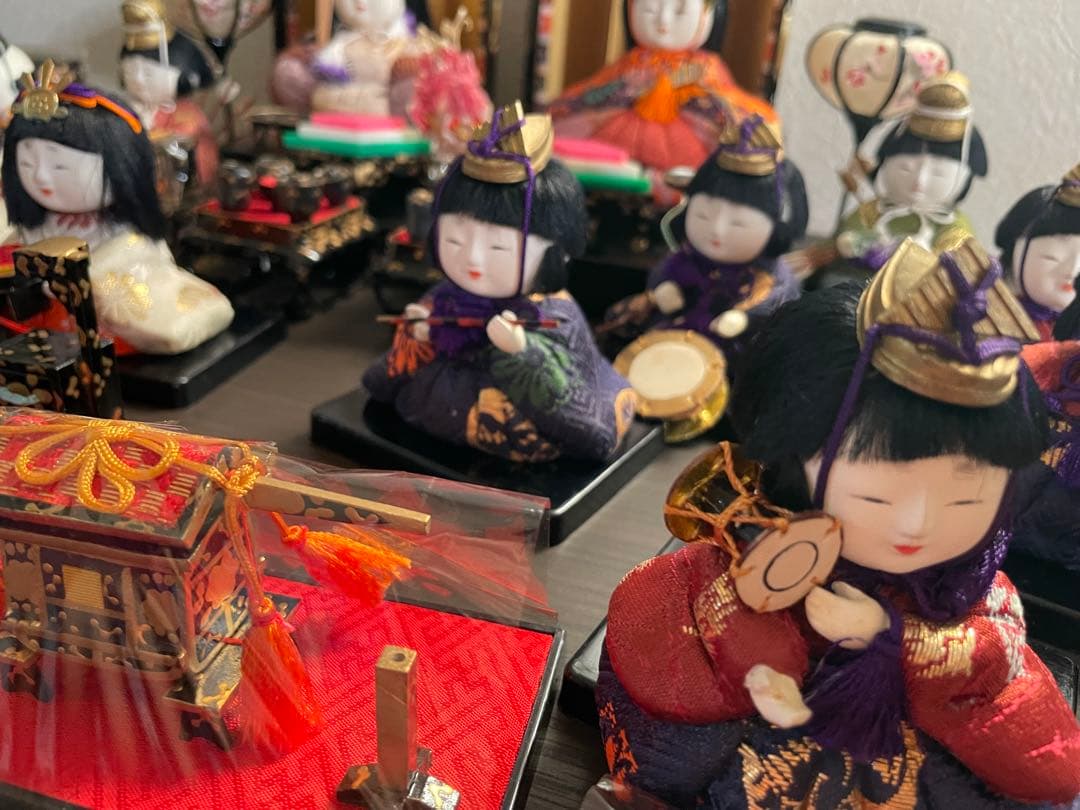 アンティーク木目込十五人飾り　コンパクトサイズ雛人形　清峯作