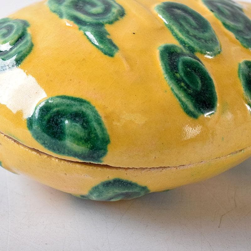 茶道具　松阪萬古焼　松古窯　佐久間芳丘作　色絵　干支　巳香合　共箱　V　8209