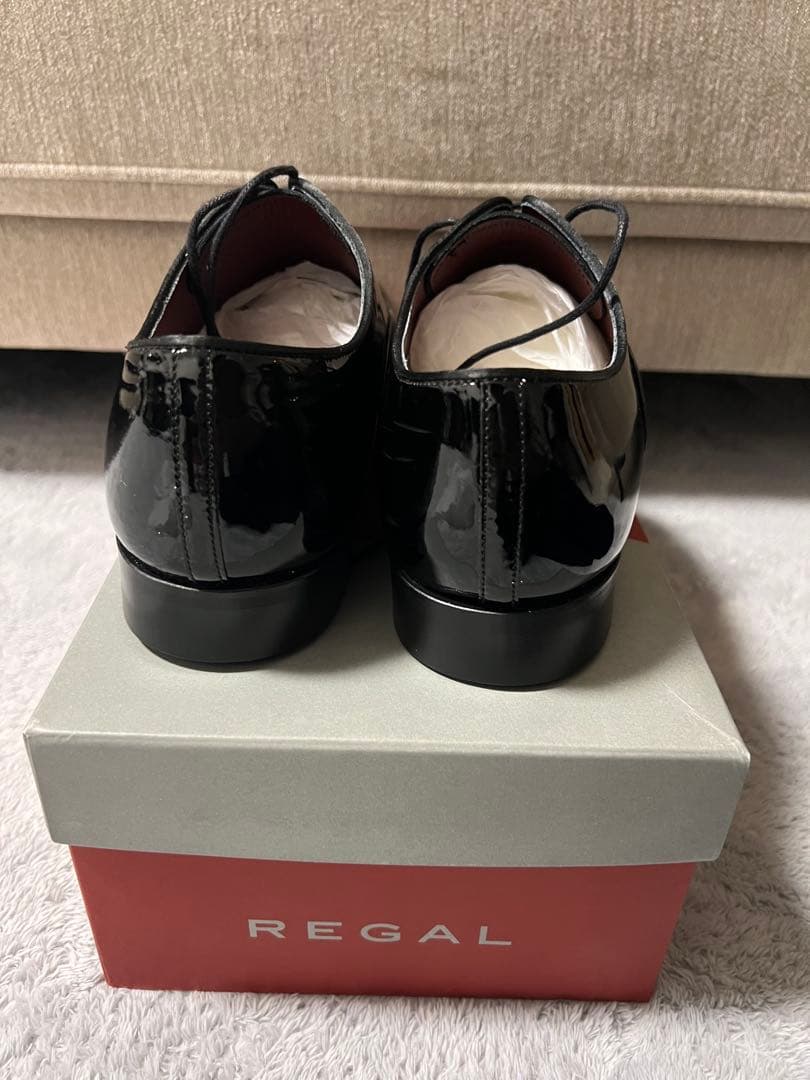 REGAL プレーントウ　ブライダルシューズ　エナメル