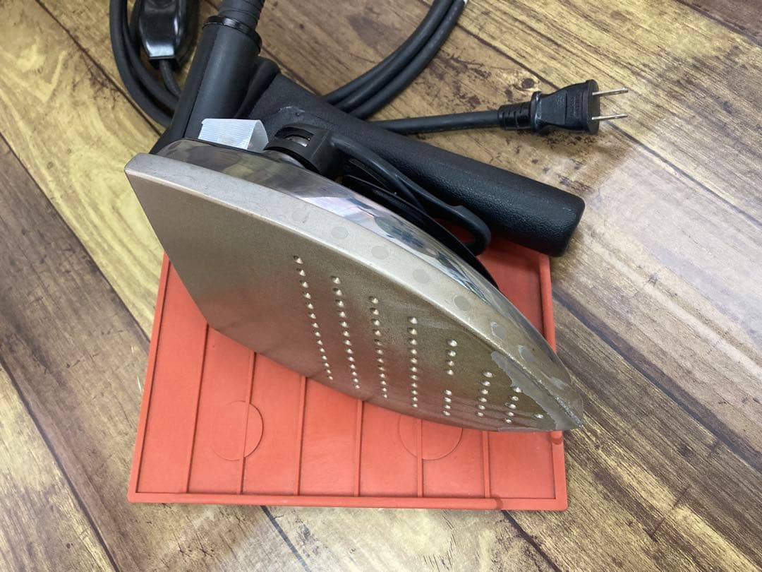 ★美品★メンテ,除菌洗浄済★ナオモト　アイロン　CDL-620 電気蒸気式　A