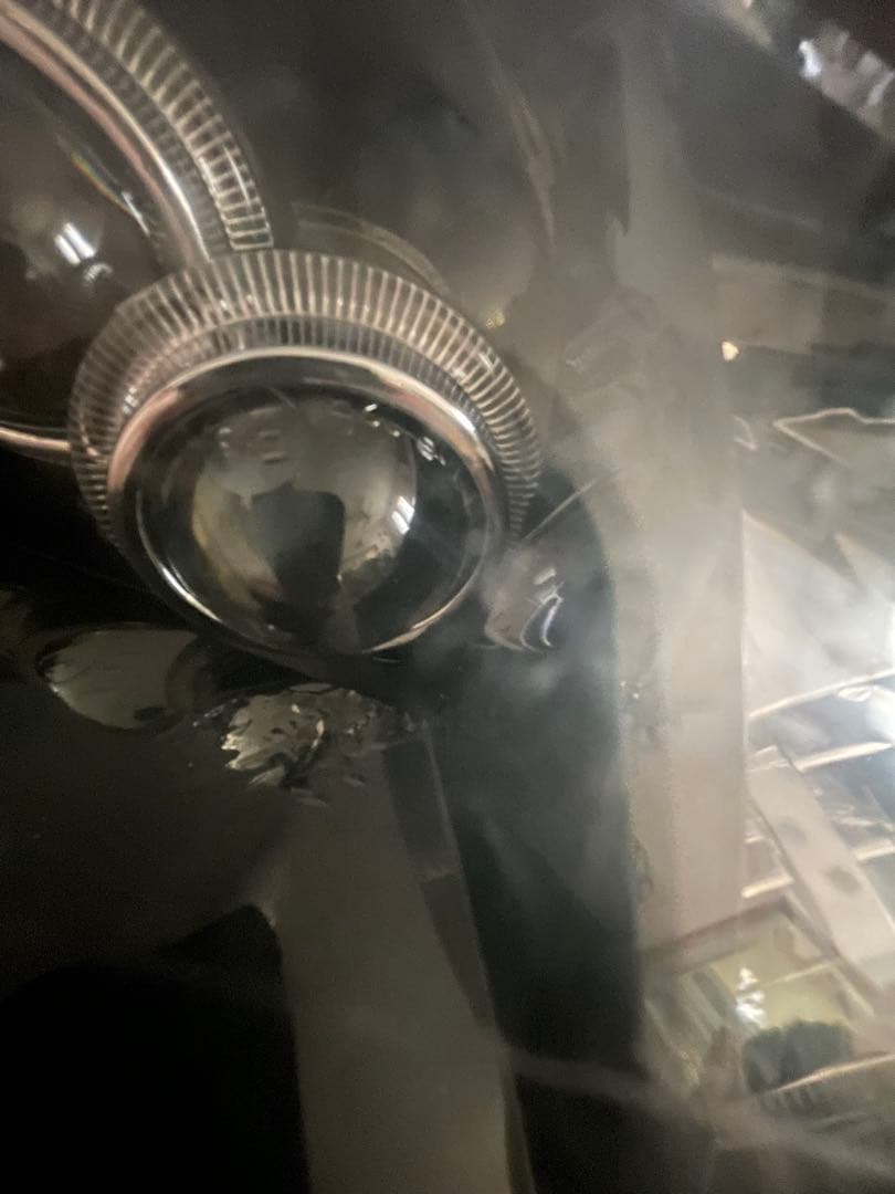 18クラウン　ヘッドライト　イカリング