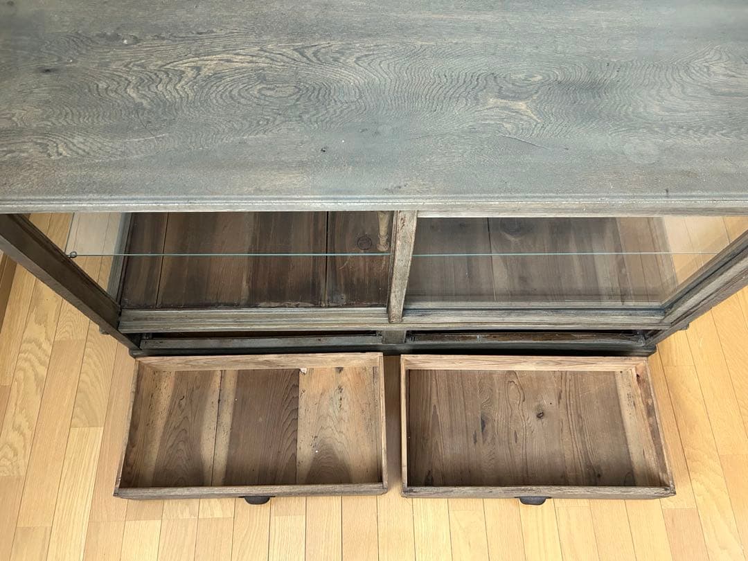 ガラス棚　（古家具・ビンテージ家具）