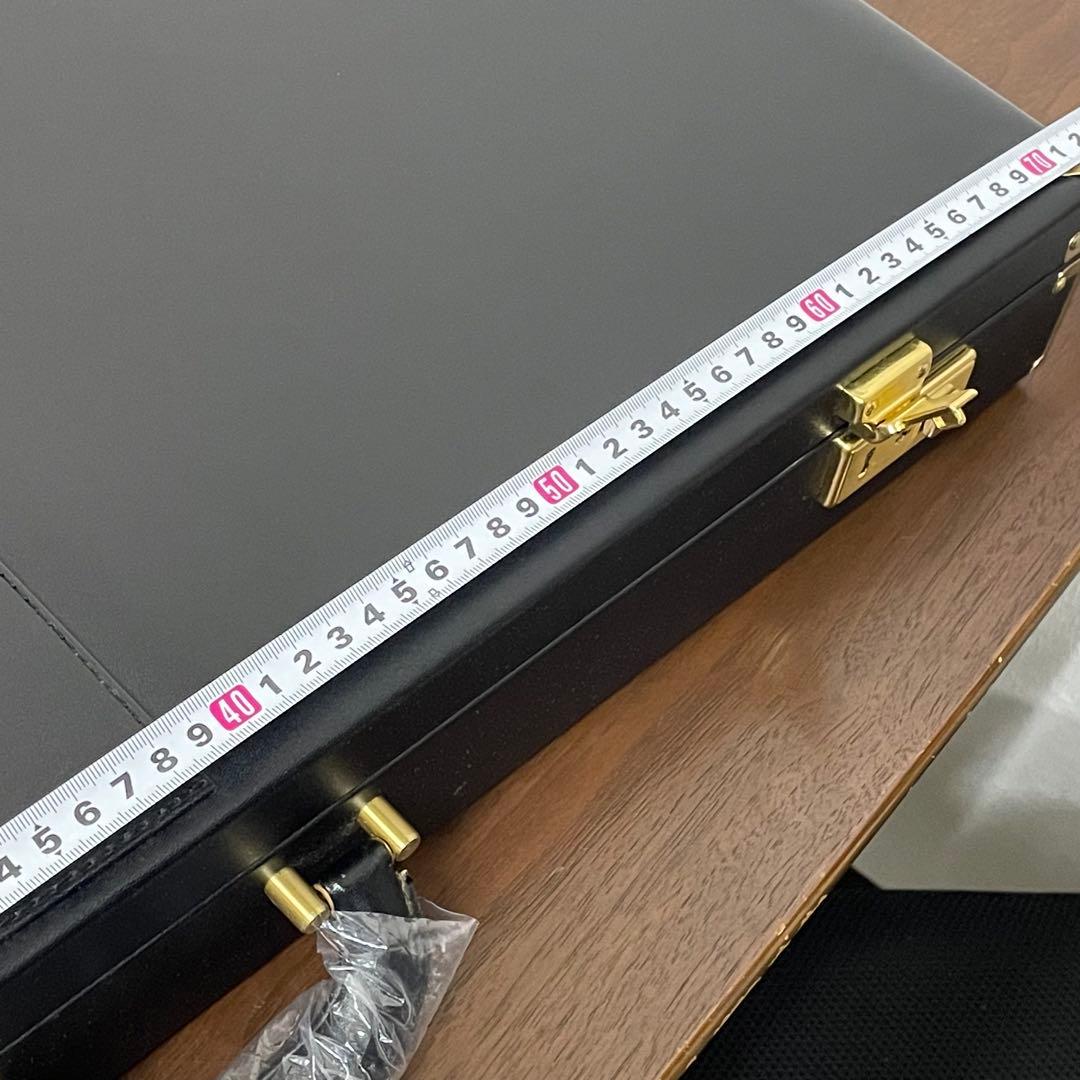 雷216 未使用品 アクセサリー 腕時計 ケース 60仕切り 多用途ケース 鍵付