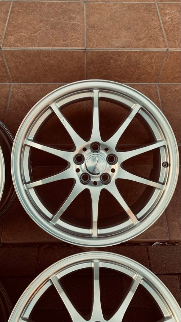 17インチ 7J PCD100 オフセット＋50 30プリウス50プリウスなど