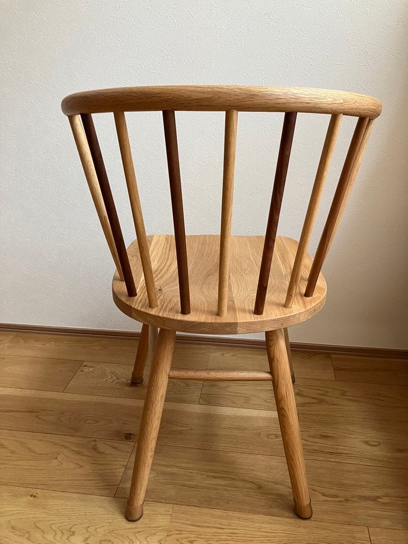 アデペシュ　ハーフラウンドチェア　オーク　ウォルナット　木製　チェア