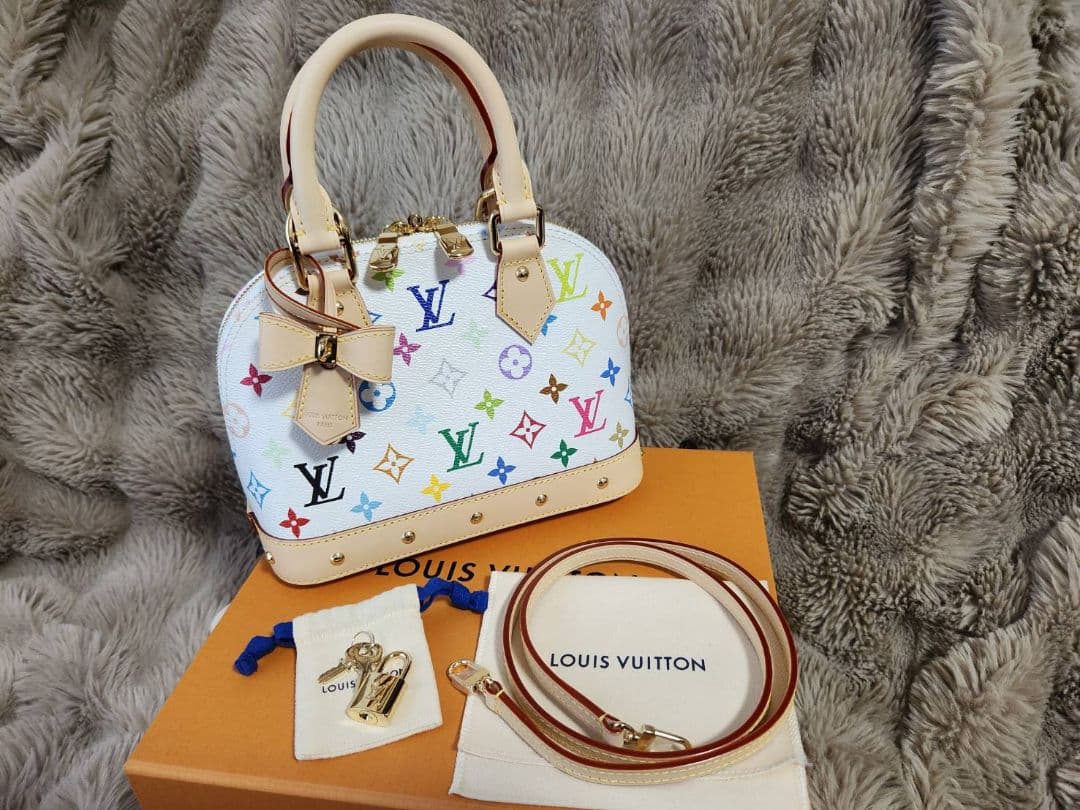 い*ご様 [新品未使用 ]LOUIS VUITTON LV×TM アルマBB M