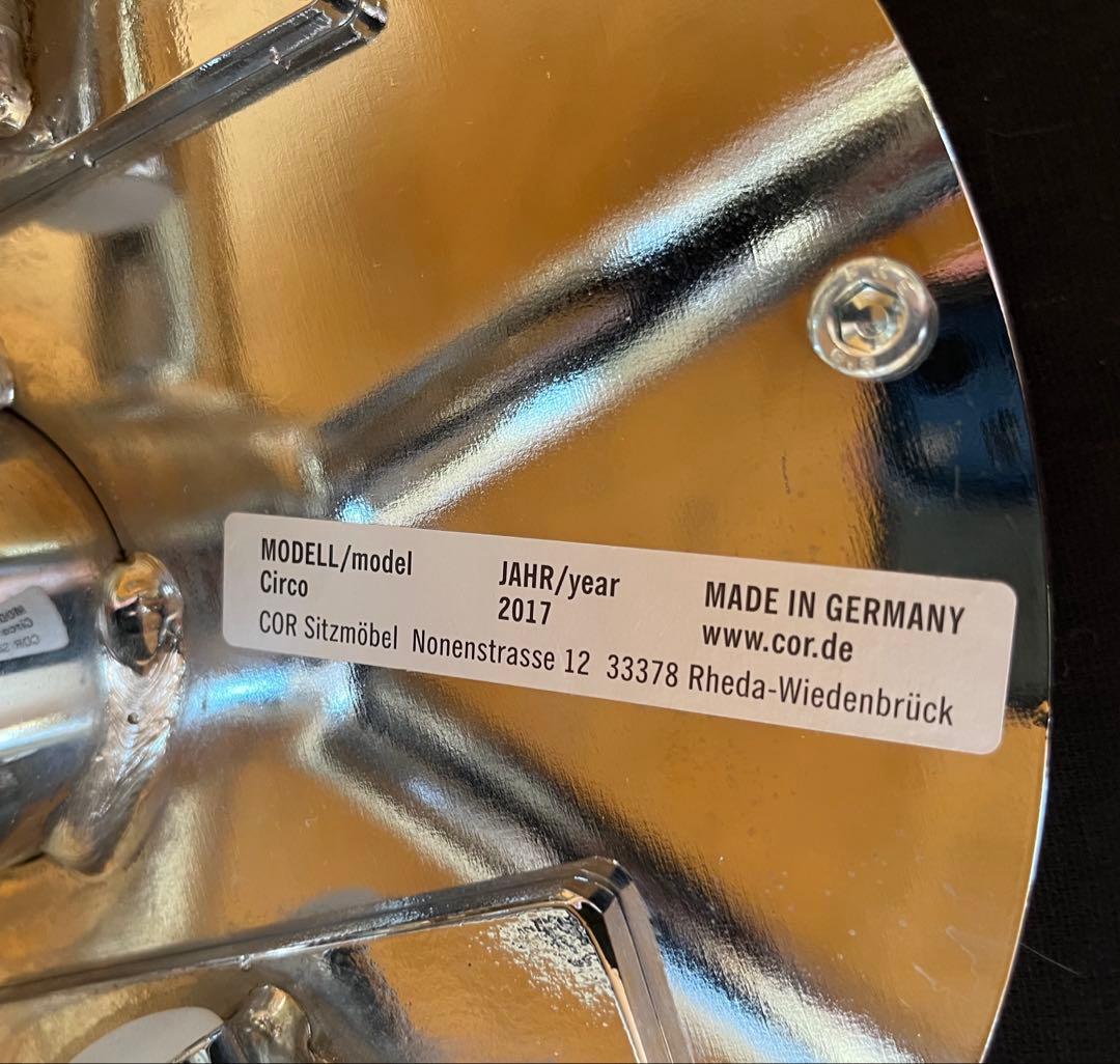 ドイツ　COR コア　サーコ　ラウンジチェア② 本革　モダン　39万〜　美品